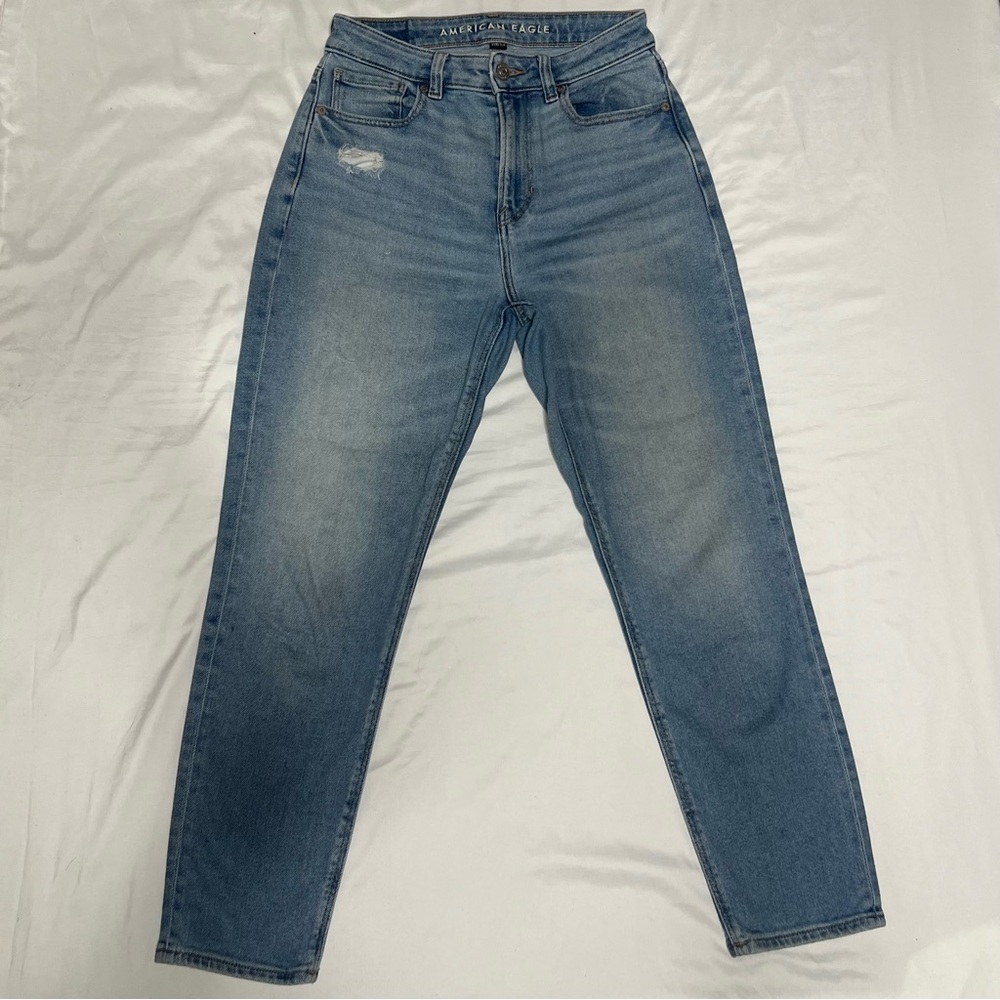 American Eagle Mom Jeans